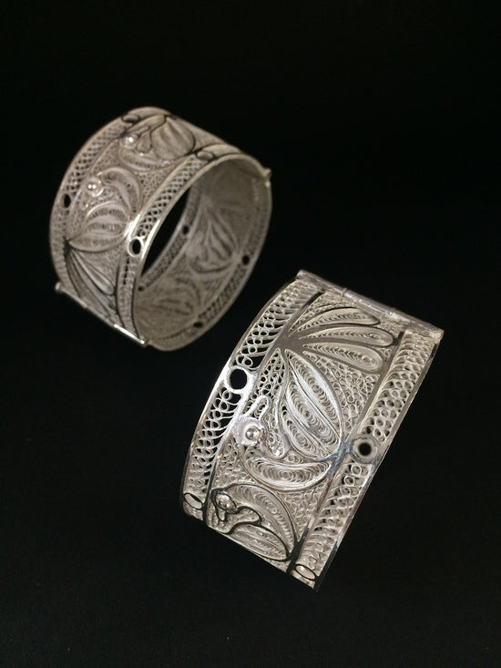 Load image into Gallery viewer, Silver Bangles Online       
