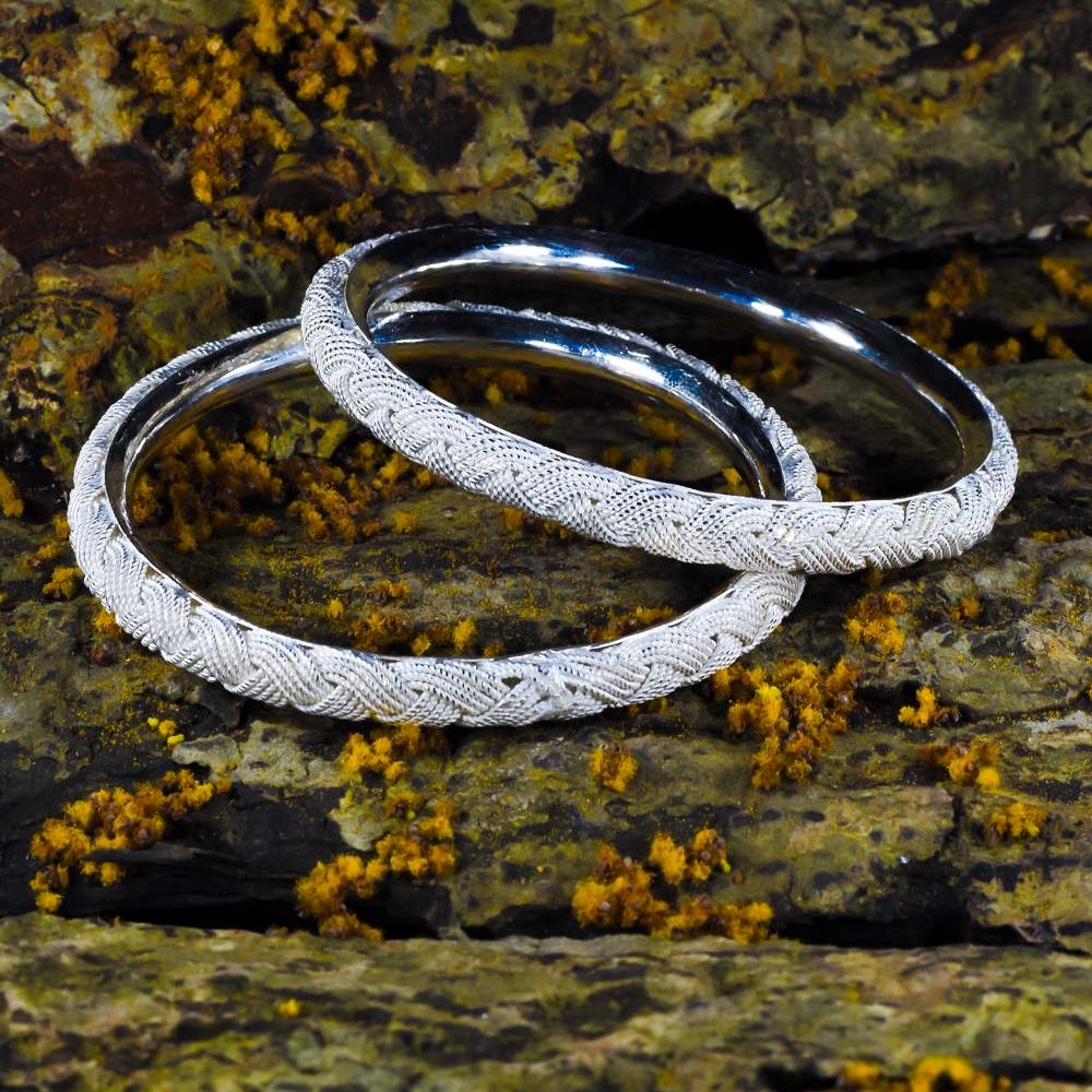 
                      
                        Silver Bangles Online      
                      
                    