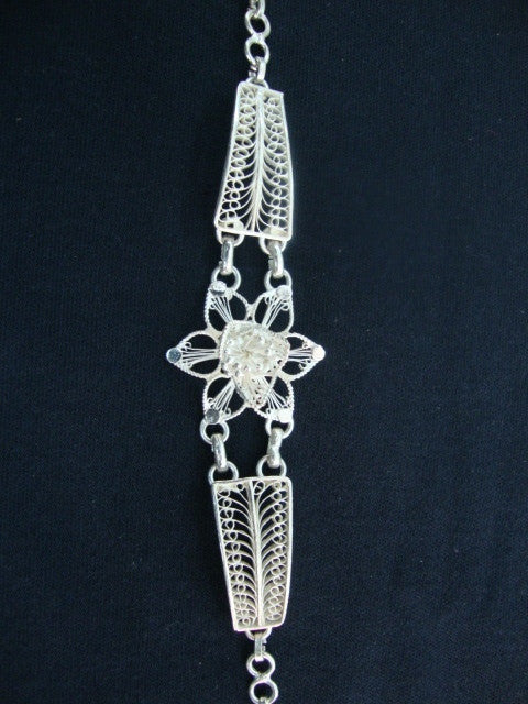 
                      
                        Silver Bracelets online
                      
                    