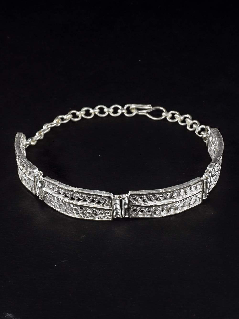 Buy Shaya 92.5 Sterling Silver Creative Pursuits Heart Bracelet Online At  Best Price @ Tata CLiQ