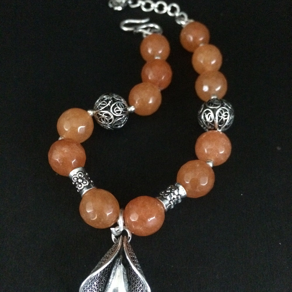 
                      
                        Silver Jewellery online
                      
                    