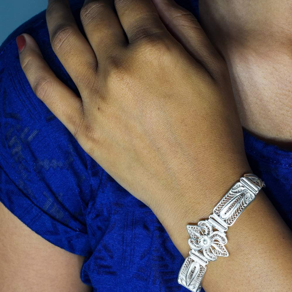 Silver Bracelets for women online