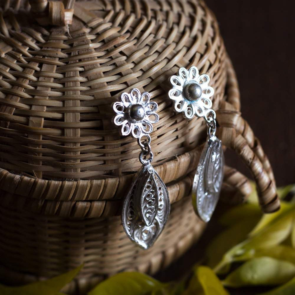 
                      
                        Silver Earrings
                      
                    