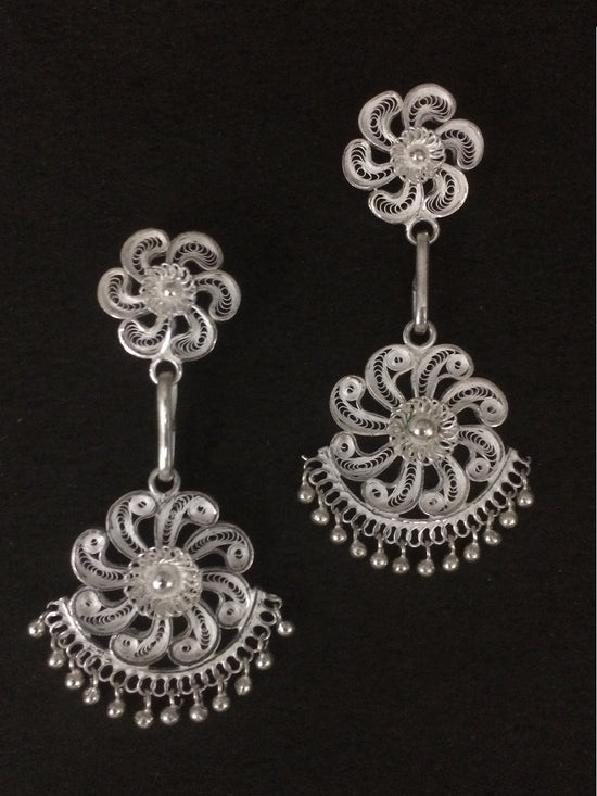 Load image into Gallery viewer, Silver Earrings         
