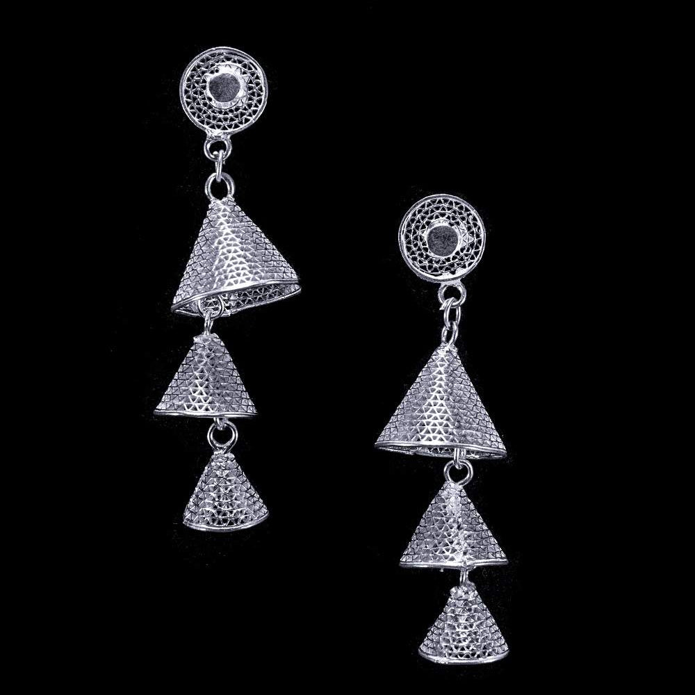 
                      
                        Silver Earrings Online      
                      
                    