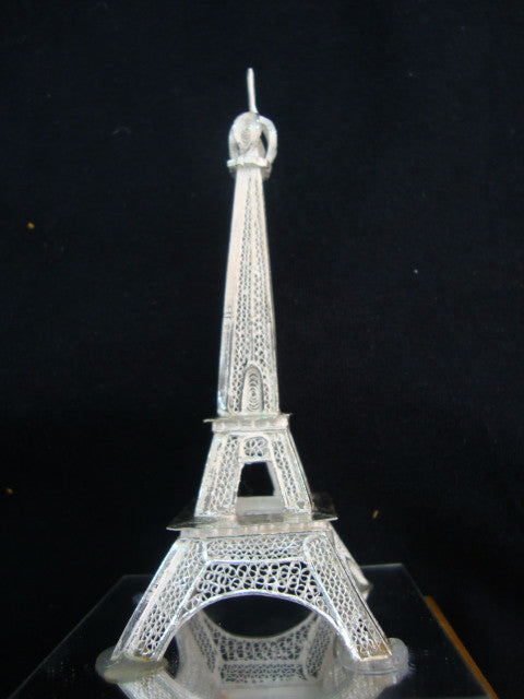 Load image into Gallery viewer, Silver Eiffel tower
