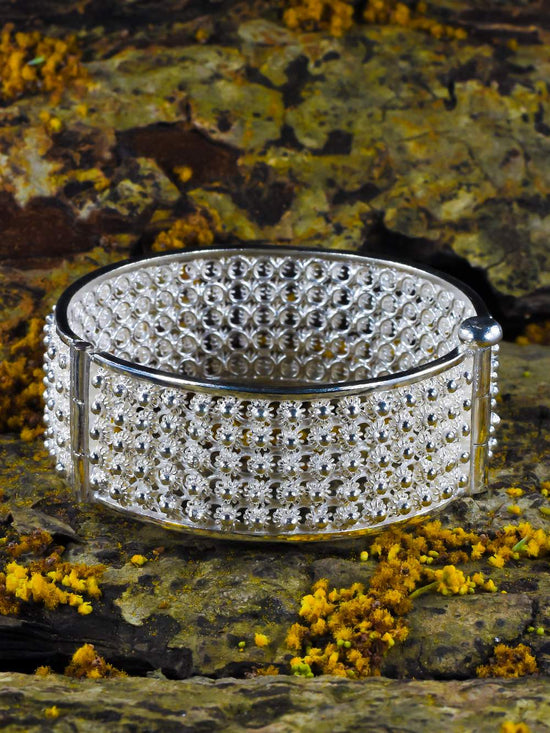 1 ctw Round Lab Grown Diamond Graduated Bangle Bracelet - 7 Inches -  Grownbrilliance