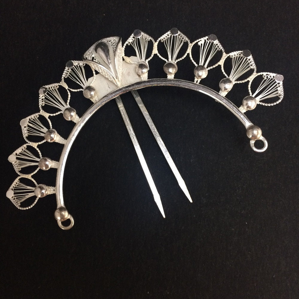 
                      
                        Silver Hair Jewelly     
                      
                    
