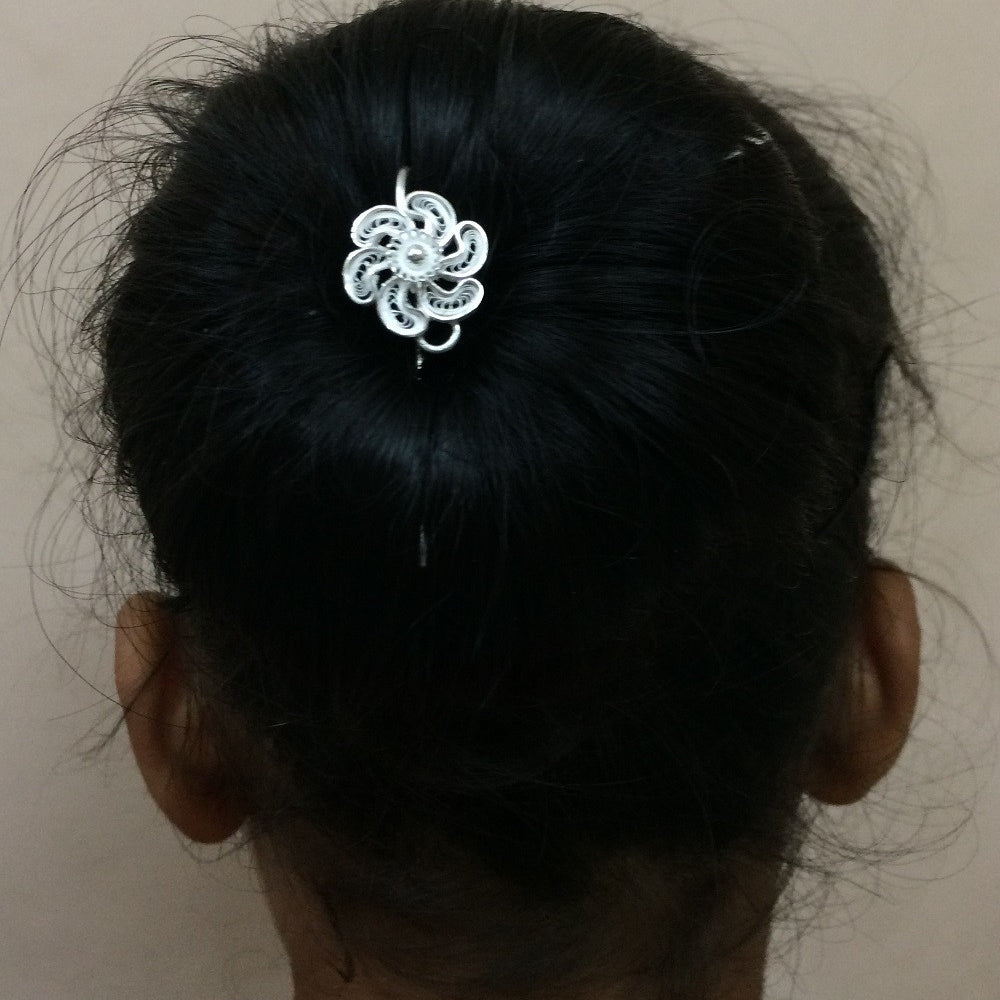 
                      
                        Silver hair accessories
                      
                    