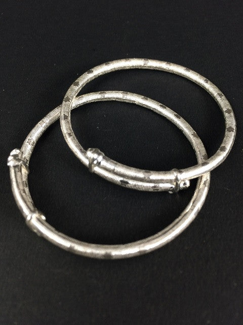 Load image into Gallery viewer, Silver Baby Bangles
