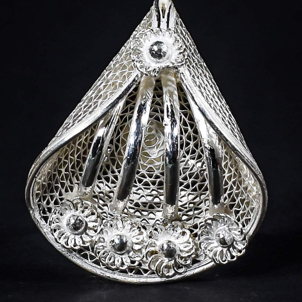 
                      
                        Silver Rings
                      
                    