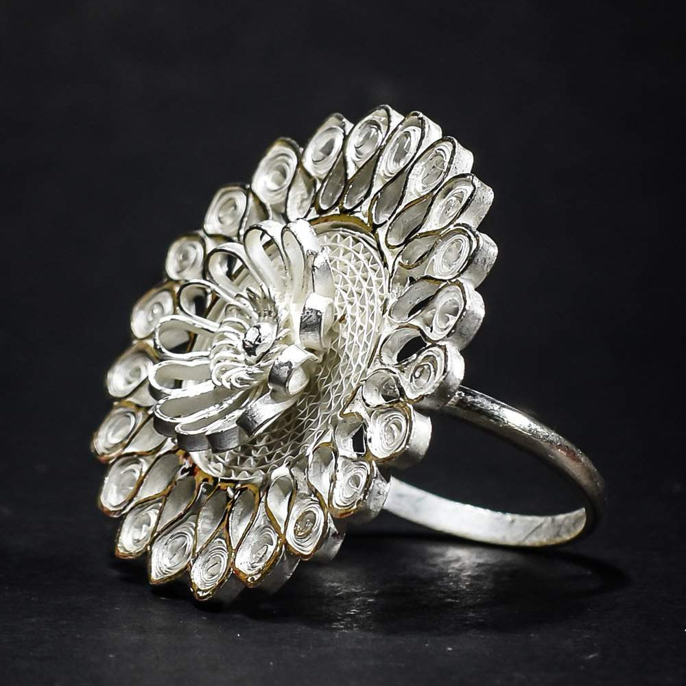 
                      
                        Silver Rings
                      
                    