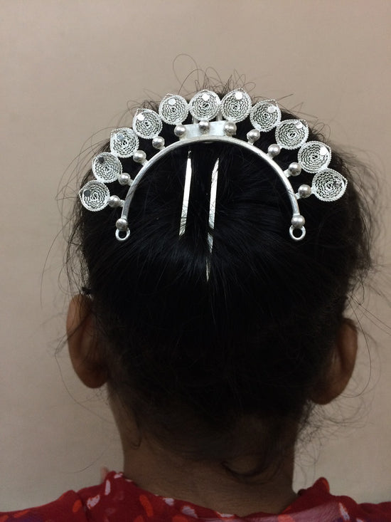 Silver hair accessories