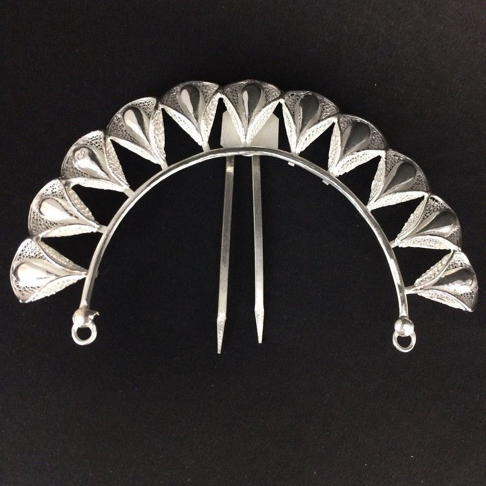 
                      
                        Silver hair accessories
                      
                    