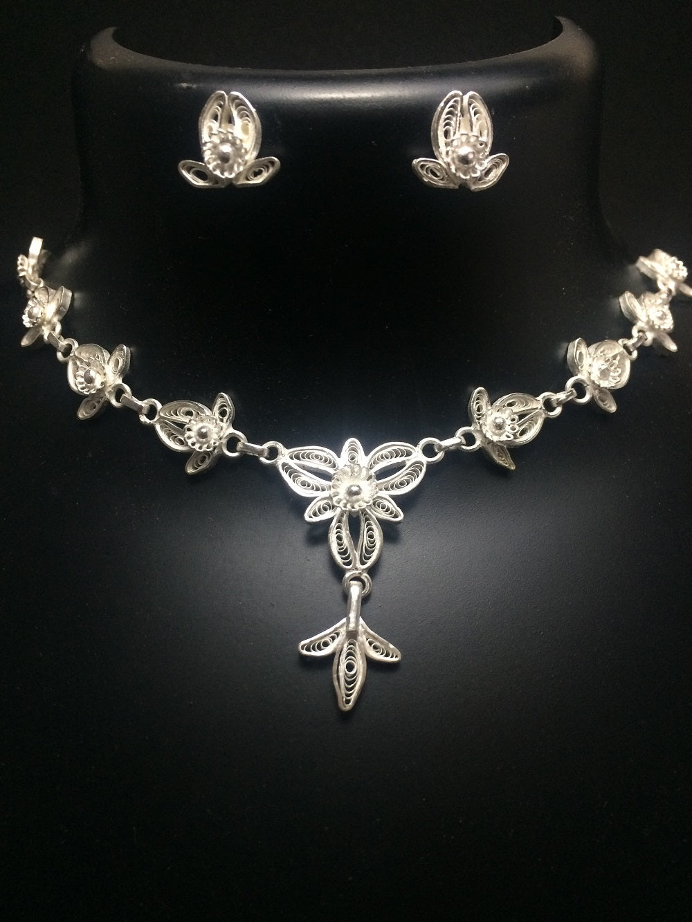Silver jewellery online     