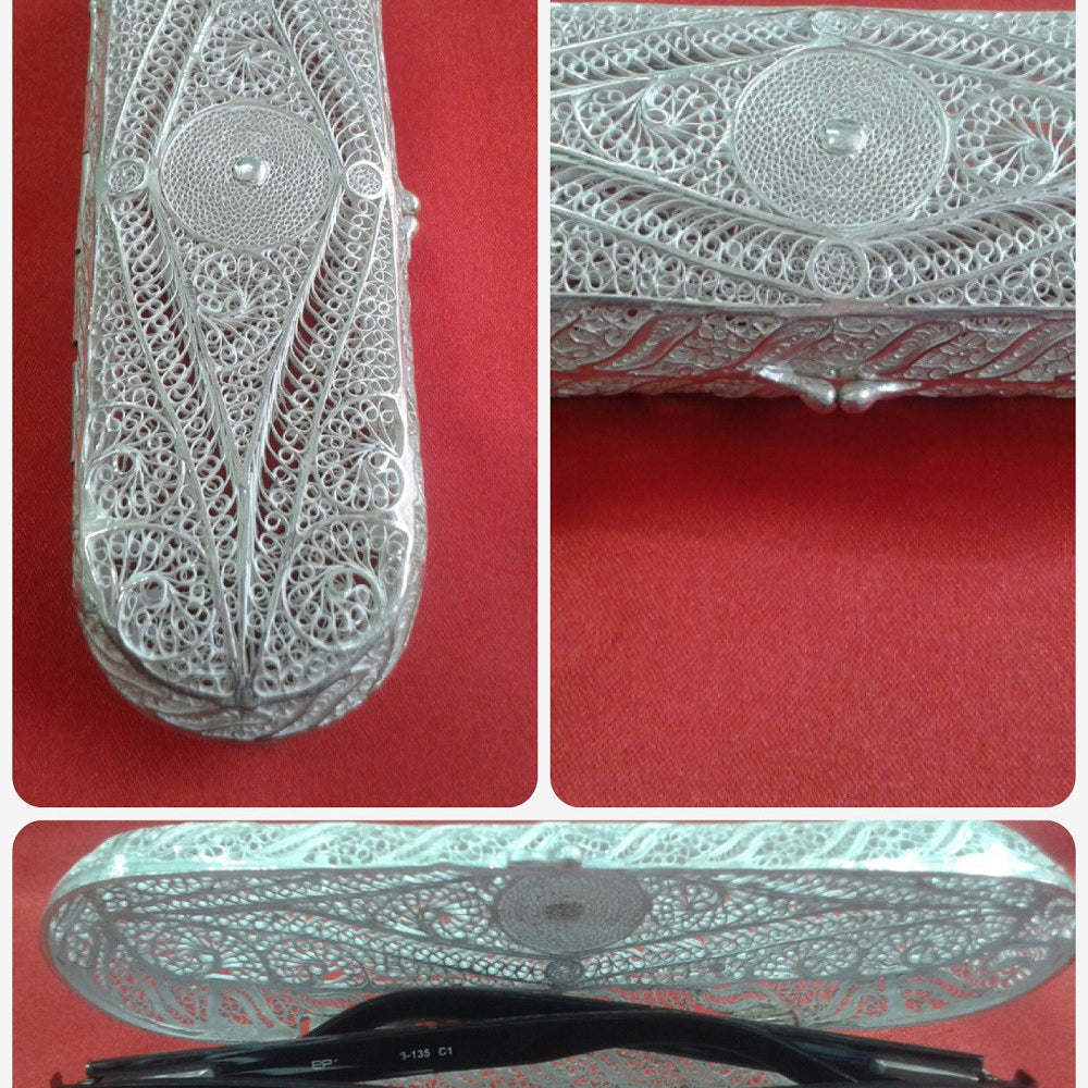 
                      
                        Silver Filigree Spectacle Case
                      
                    