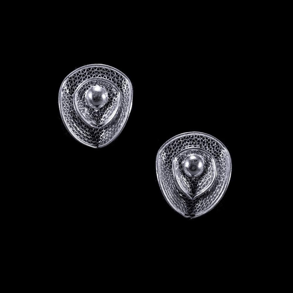 
                      
                        Stud Earrings Online   
                      
                    