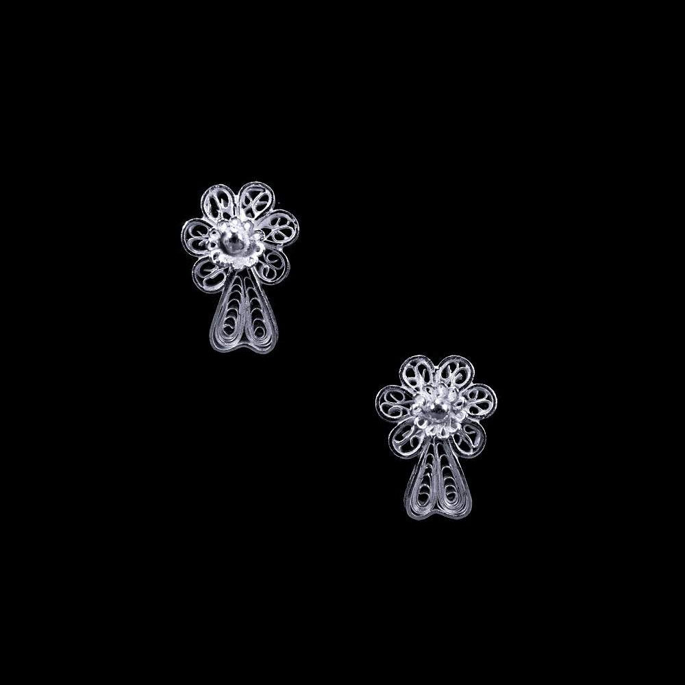 
                      
                        Studs Earrings  
                      
                    