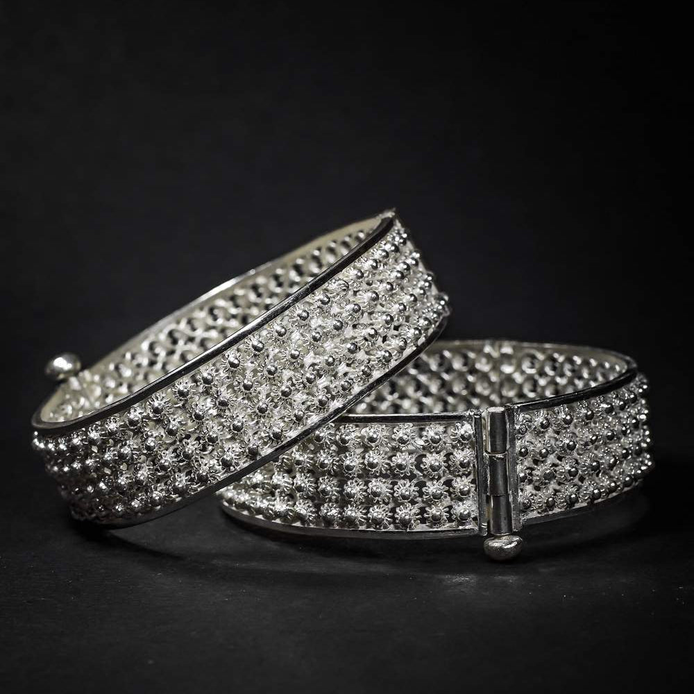 Tarakashi Bangles  
