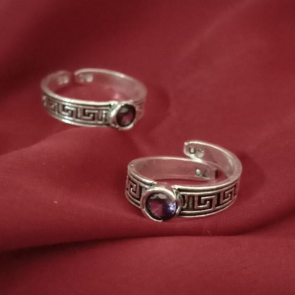 
                      
                        Stone Toe Ring Single
                      
                    
