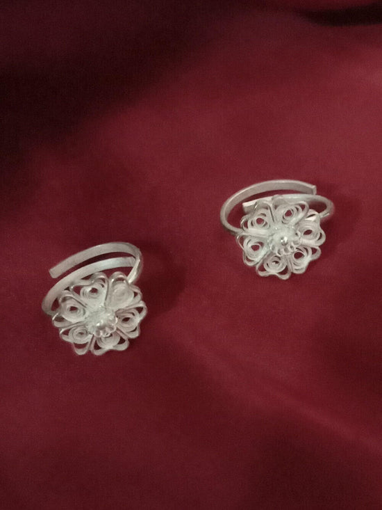 Silver Women's 925 Sterling-Silver Jewelry Flower Fancy Design Toe-Ring :  Amazon.in: Jewellery